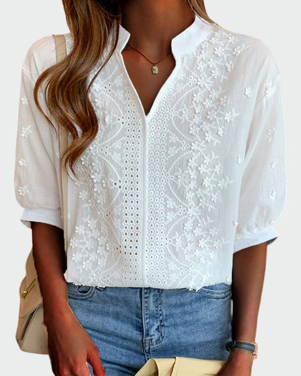 Blouse avec des détails en dentelle