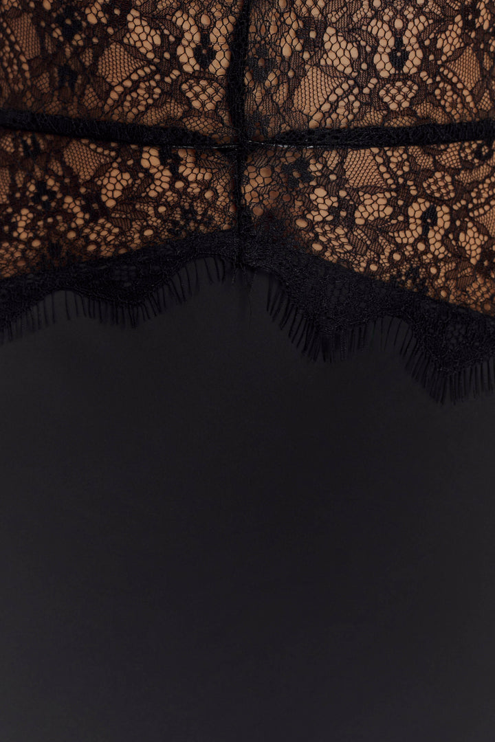 Velina - Robe en dentelle et satin