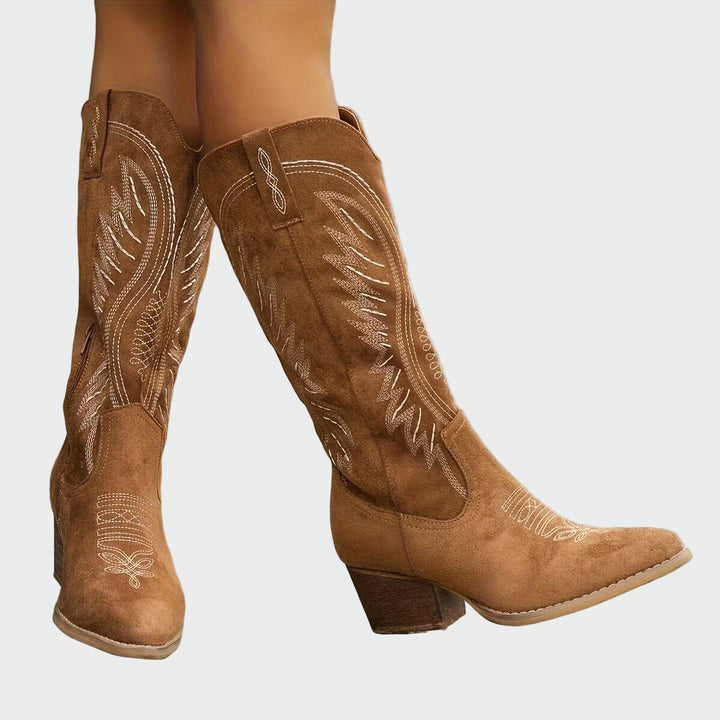 Bottes occidentales brodées et élégantes