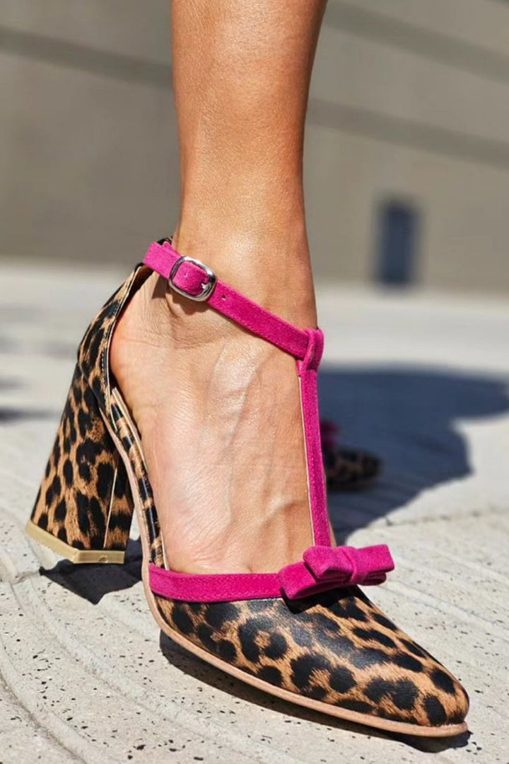 Leontina - Sandales vertes avec motif léopard et détail coloré