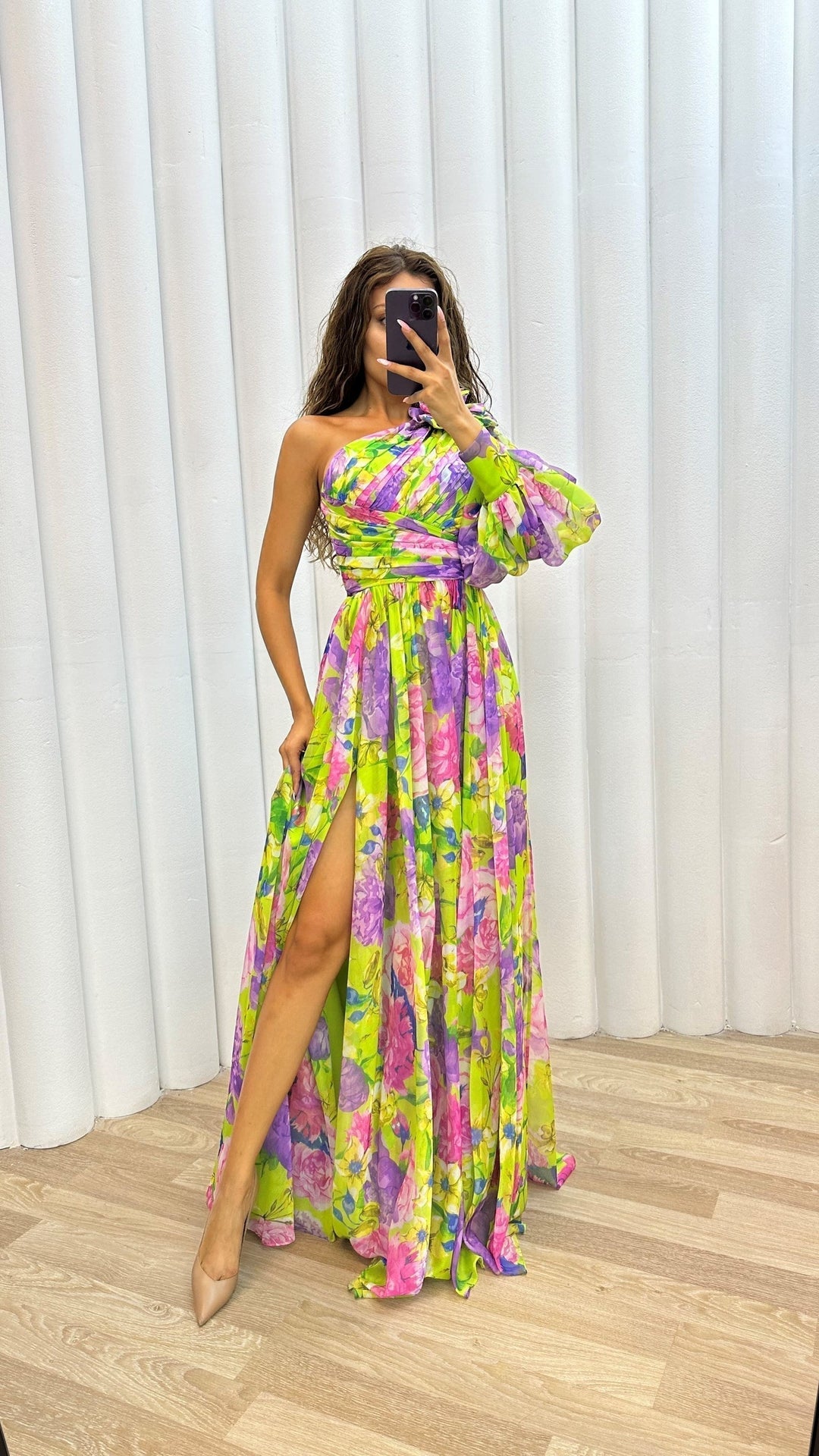 Whitney - Robe Élégante et Fluide