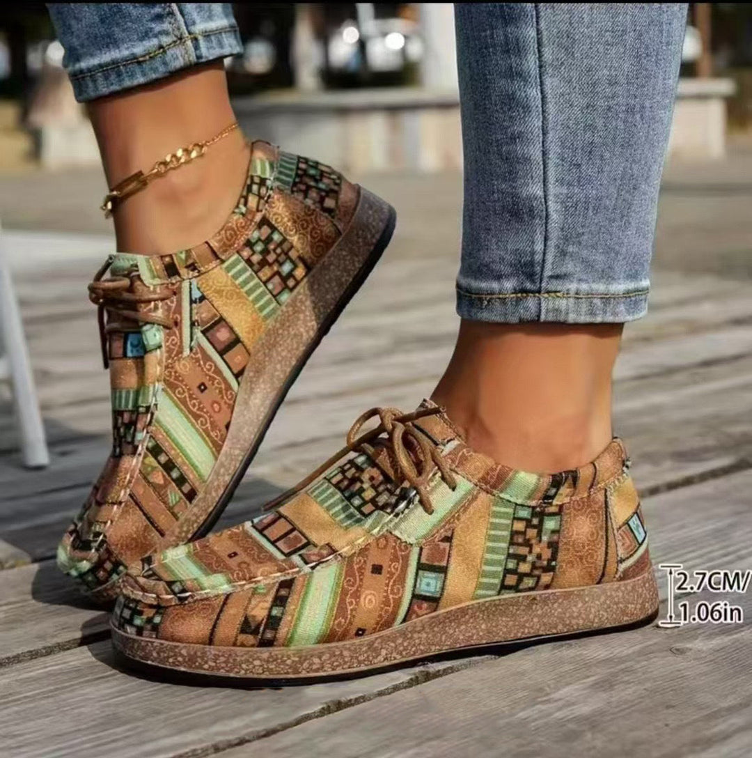 Lívia - Chaussures Orthopédiques Féminines, Légères et Confortables