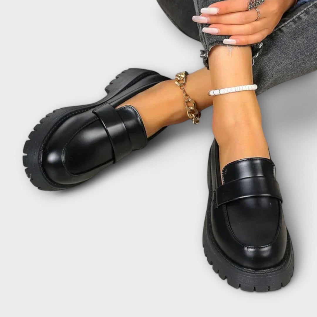 Mocassins Féminins avec Design Orthopédique et Talons en Satin