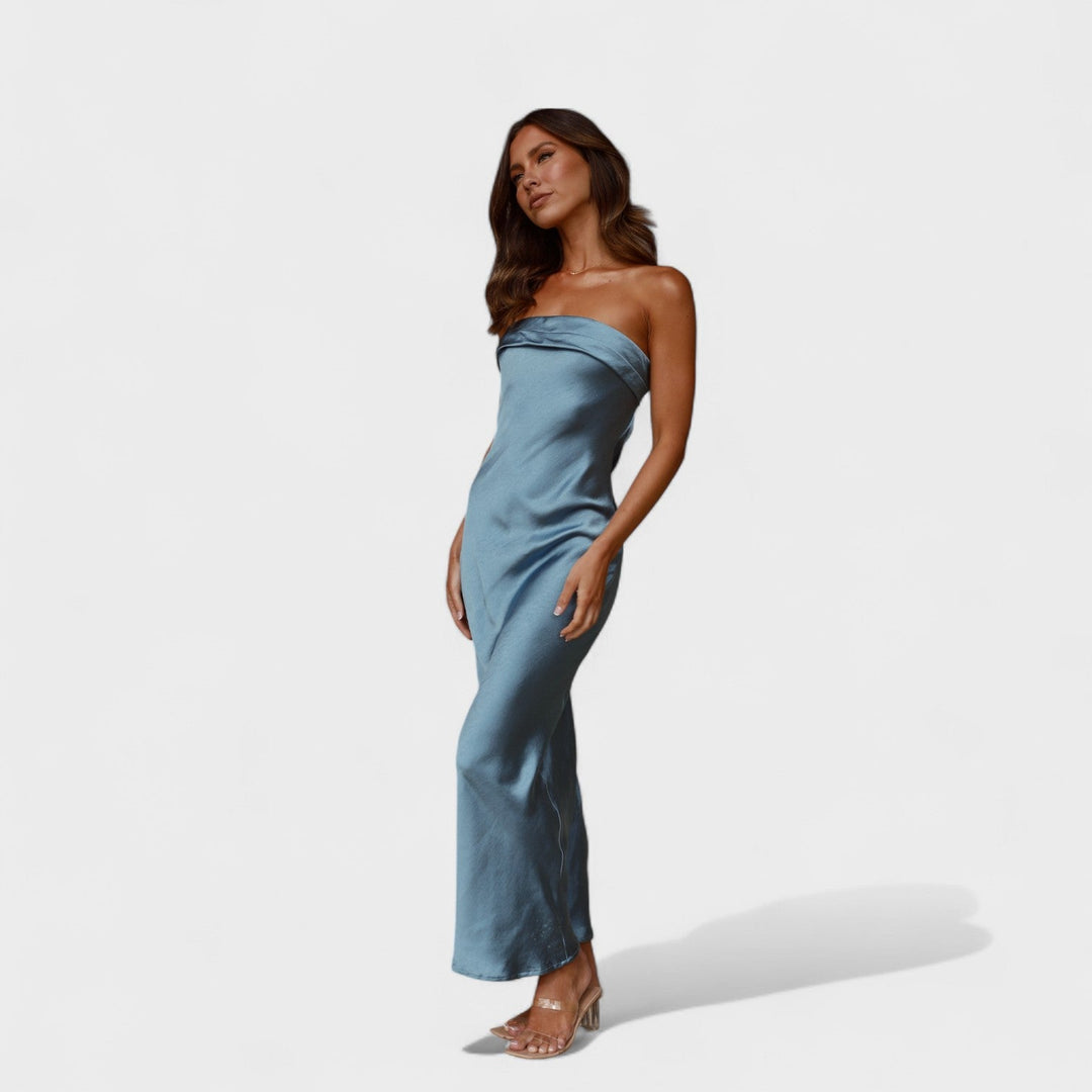 Carmen - Robe en satin sans manches