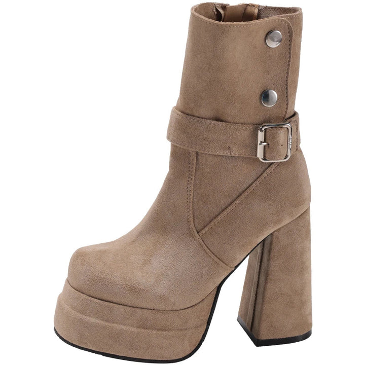 Amália - Bottes de style urbain avec personnalité et confiance