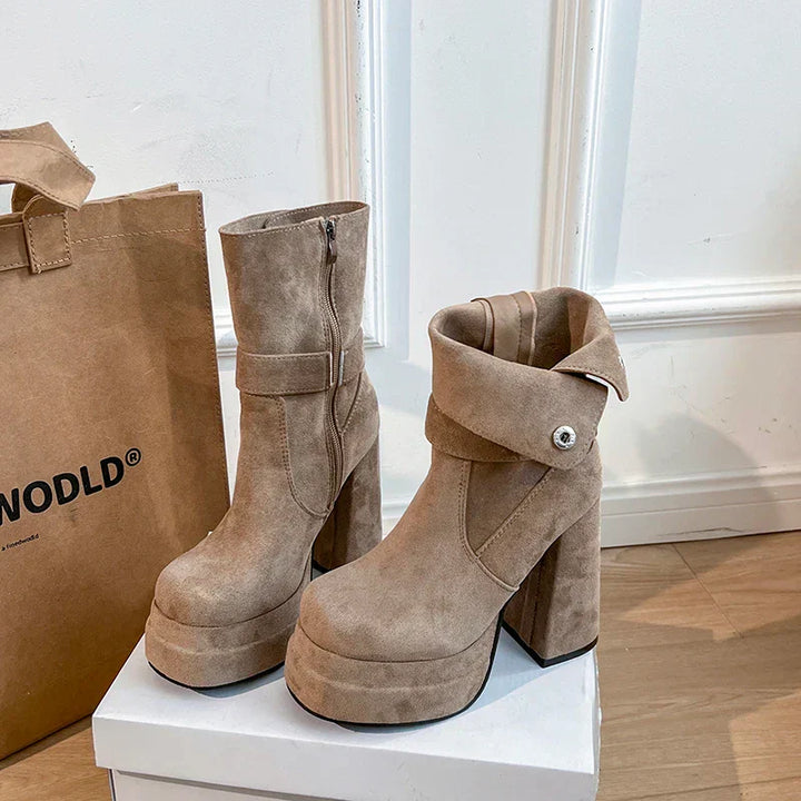 Amália - Bottes de style urbain avec personnalité et confiance
