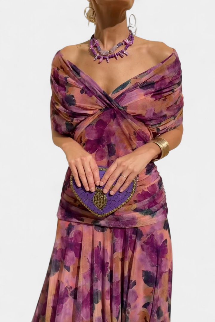 Luana - Robe élégante avec décolleté en V