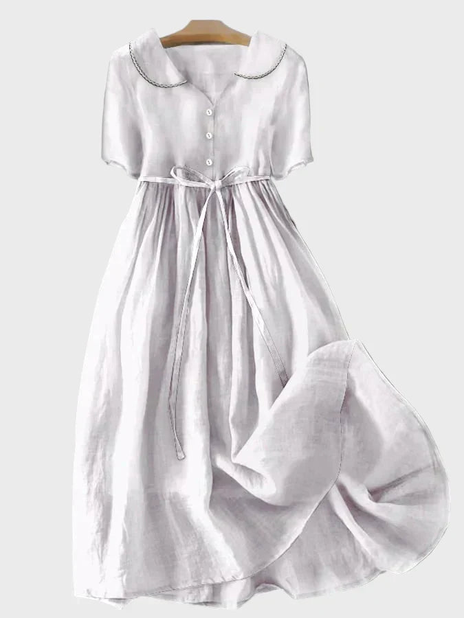 Robe Classique avec Boutons